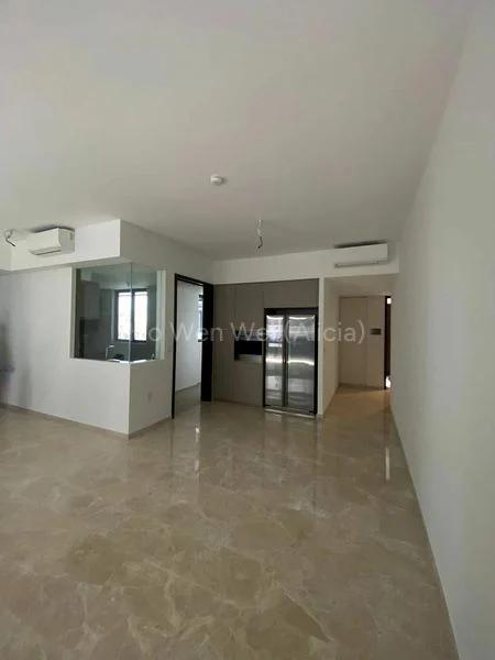 3 Bed Condo for Rent in  Shunfu Road - Image 3